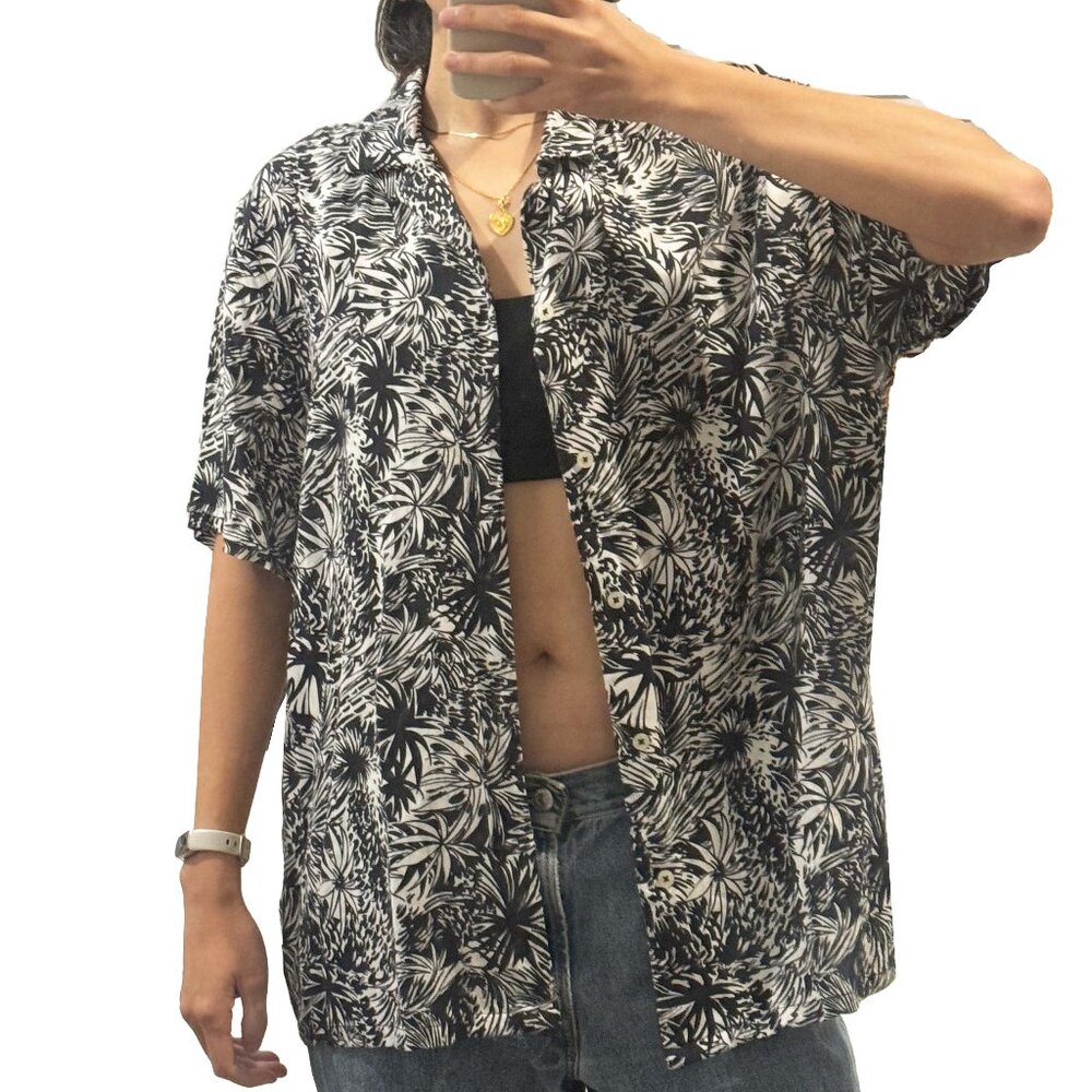Men's French Connection Floral Button Up Short Sleeve Top Size Large